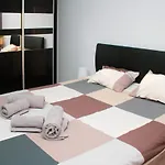 Cozy Special Lake View Residence